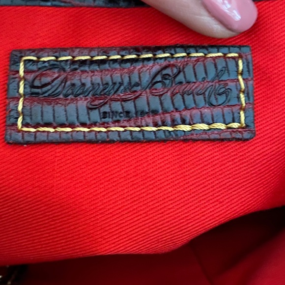 Authentic Dooney & Bourke. Perfect condition, classic style, rare finish ♥️ - Picture 5 of 13